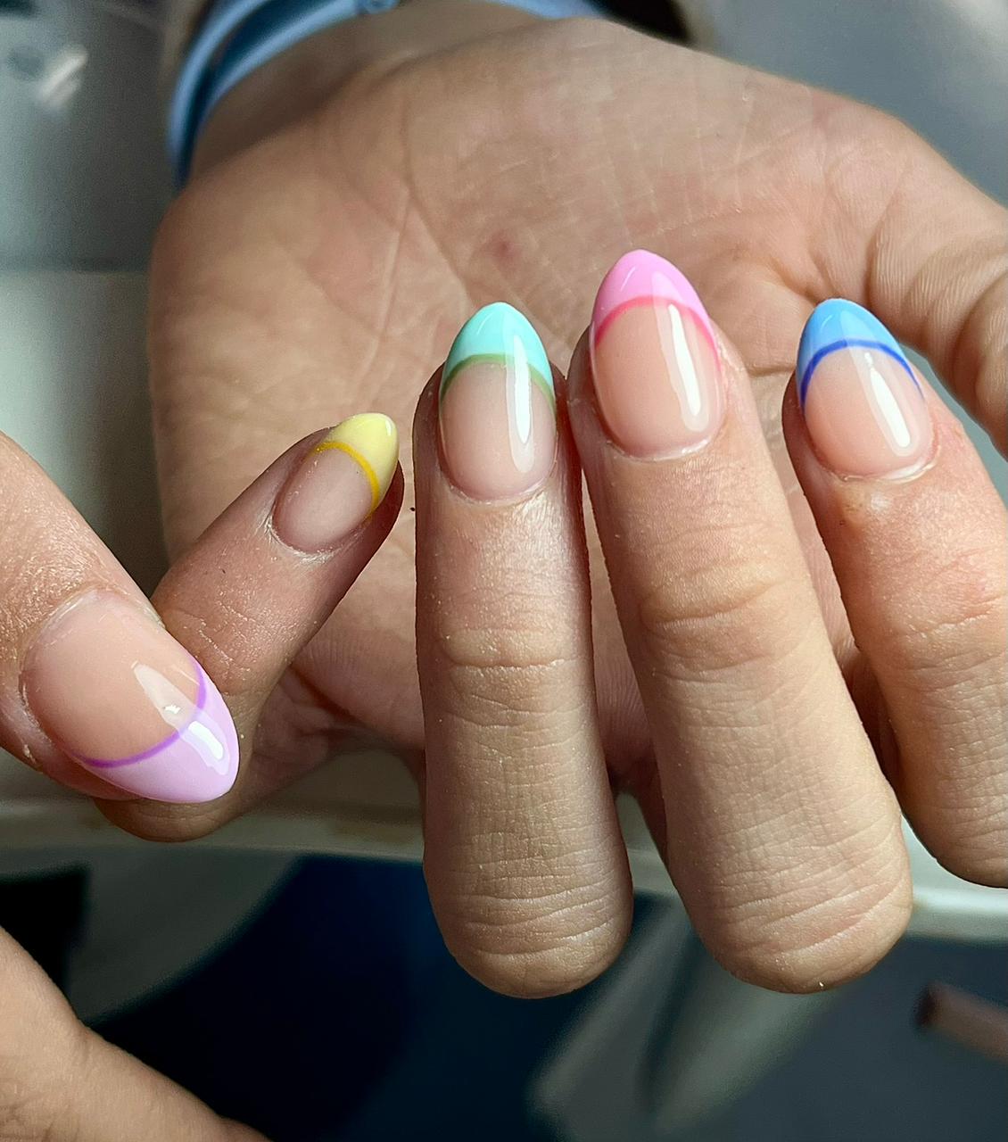 Pastel rainbow french tips